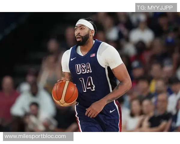 浓眉表现出色前三节高效得分19分并抢下9篮板助力球队争胜