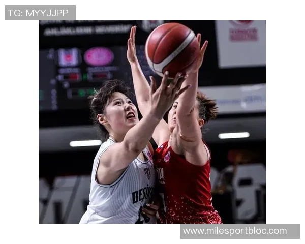 李月汝首秀震撼全场代表Mist队出战近7分钟贡献3分5板表现出色 李月汝首秀震撼全场代表Mist队出战近7分钟贡献3分5板表现出色