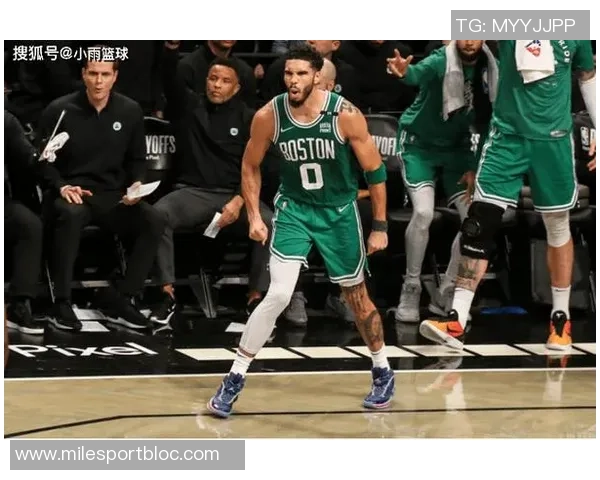 芬奇解析华子吸引包夹的战术价值助力队友与自身得分机会